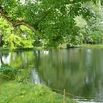 Manoir De La Peylouse Bed & Breakfast
