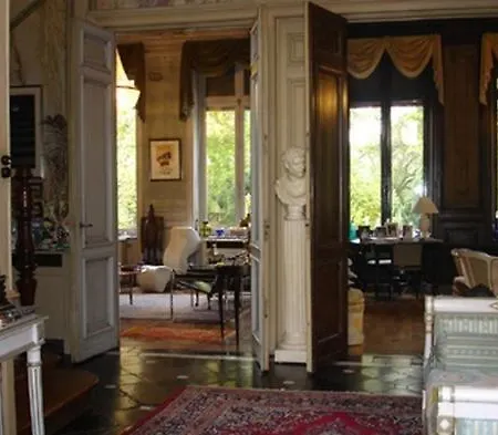 Manoir De La Peylouse Couette-café Saint-Venant