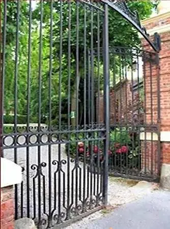 Bed & Breakfast Manoir De La Peylouse 4*