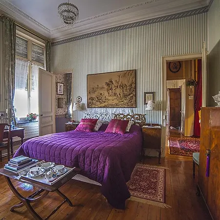 Manoir De La Peylouse Couette-café Saint-Venant